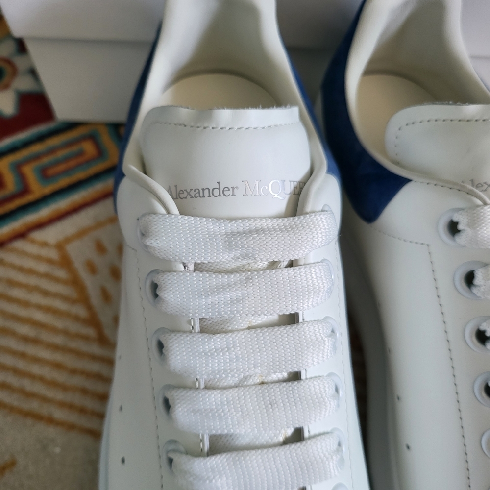 Alexander McQueen Men's Sneakers in White and Blue - Picture 3 of 12
